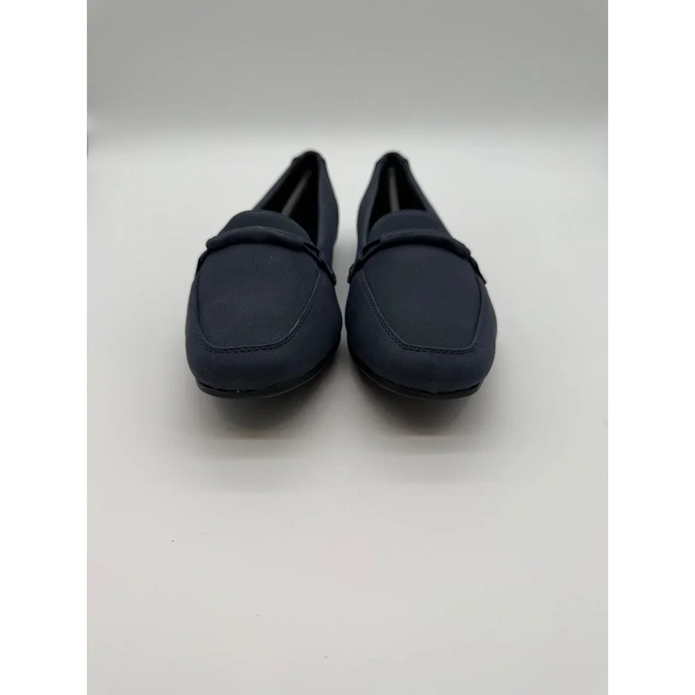 Easy Street Catsha Navy Blue Loafers Womens 6.5 N Slip On Flats
